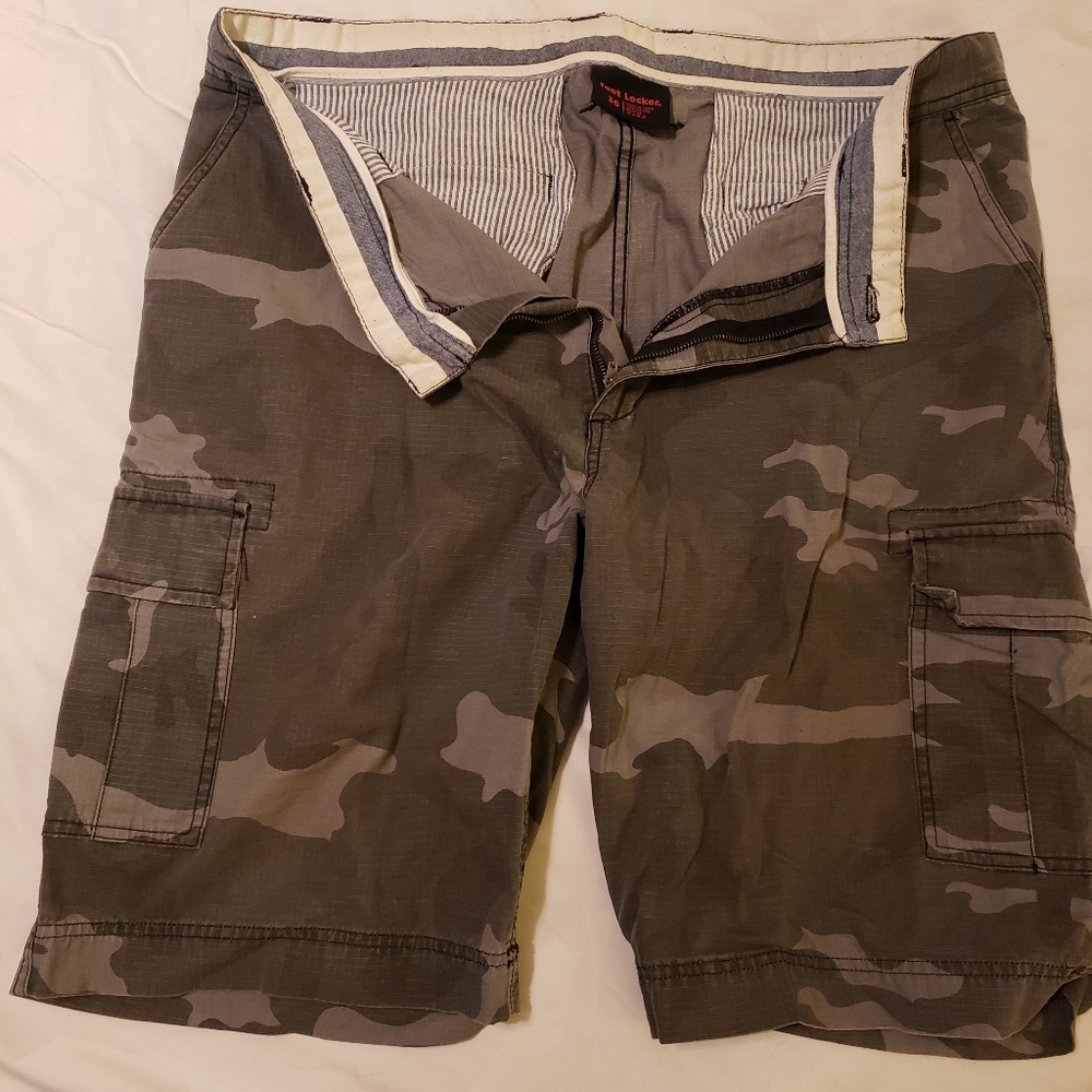 Foot Locker Grey Camo 36